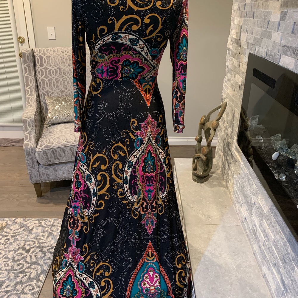 Paisley Print Maxi Dress - Picture 3 of 9
